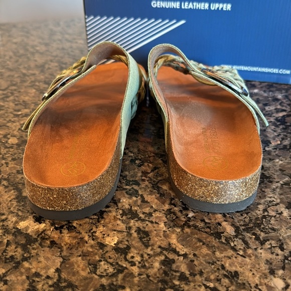 White mountain Footbeds heeling sage green suede slide sandal NIB 11 - Picture 6 of 9